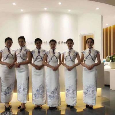 房山地區(qū)頒獎(jiǎng)授牌禮儀服務(wù)、舞臺搭建及攝影攝像一站式解決方案